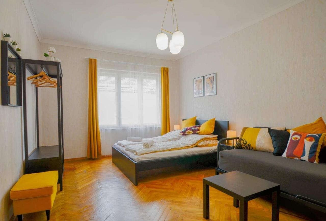 Lonyay Gellert View 2Br Apartment Budapest Ngoại thất bức ảnh