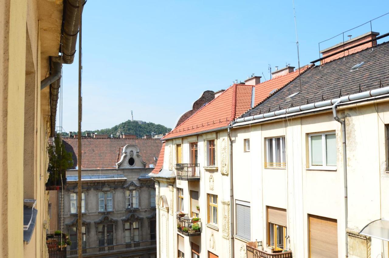 Lonyay Gellert View 2Br Apartment Budapest Ngoại thất bức ảnh