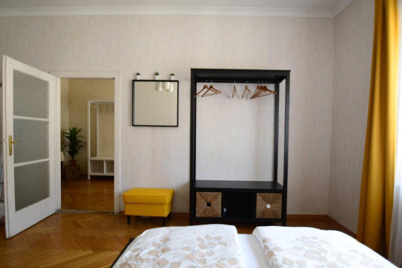 Lonyay Gellert View 2Br Apartment Budapest Ngoại thất bức ảnh